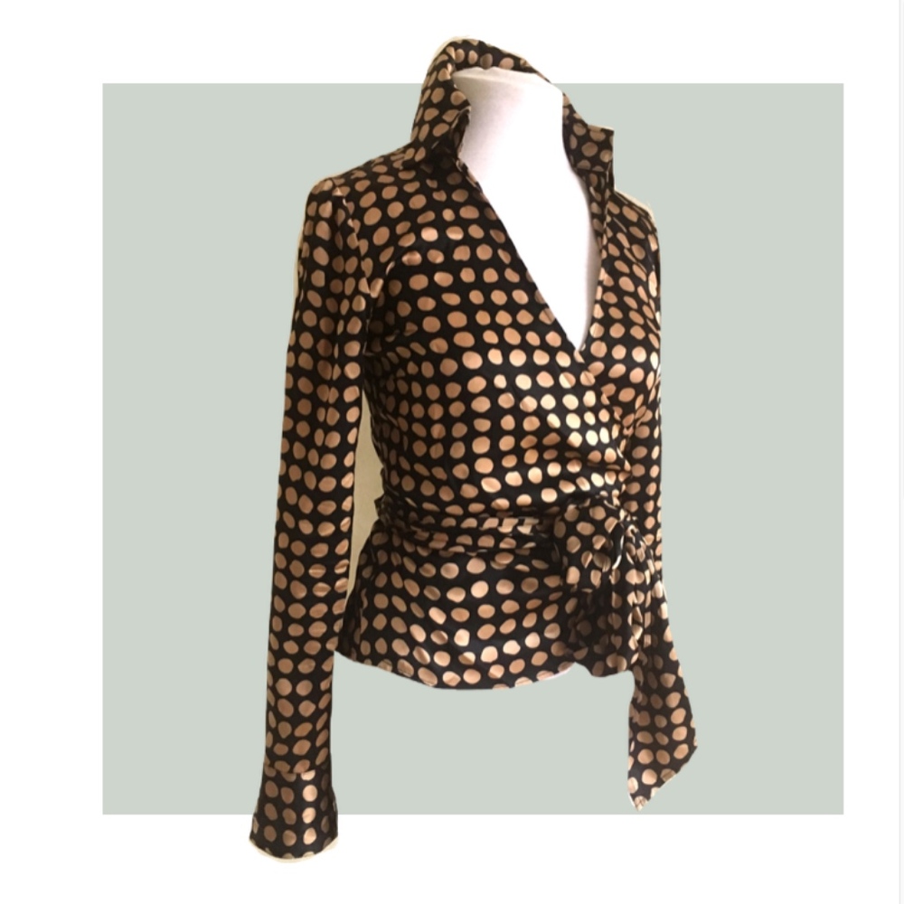 Wrap blouse. Size S.